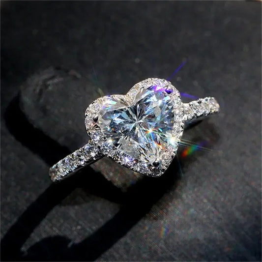 Simple love zircon wedding engagement ring for women featuring sparkling zircon stones, elegant and suitable for special occasions.