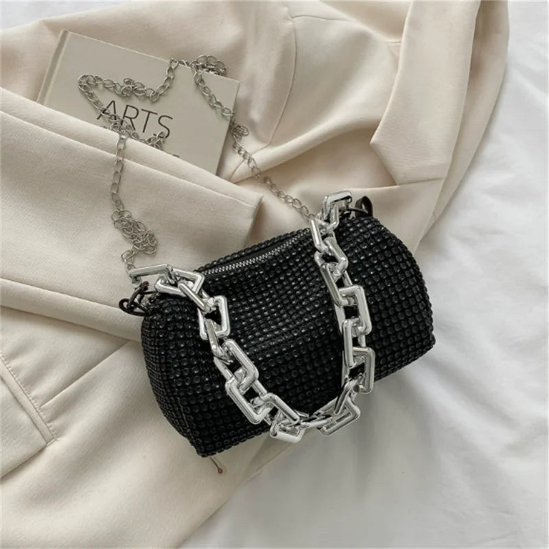 HOMEFISH allover RhiHOMEFISH nestone bucket bag with glitter chain, mini crossbody purse, stylish women's handbag in shiny material