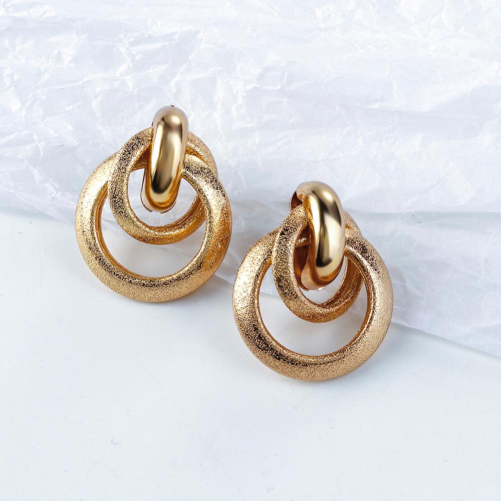 Pearl geometric earrings, all styles grid