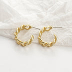Pearl geometric earrings, size reference