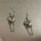 Y2K irregular liquid metal clip earrings - view 17