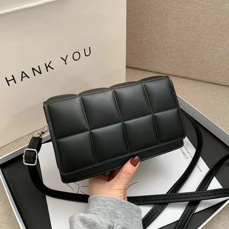 Homefish women's literary shoulder and crossbody bags with niche design, stylish black leather with adjustable straps.